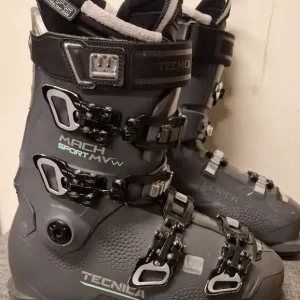 Rabatt Tecnica Mach Sport MV 95 W