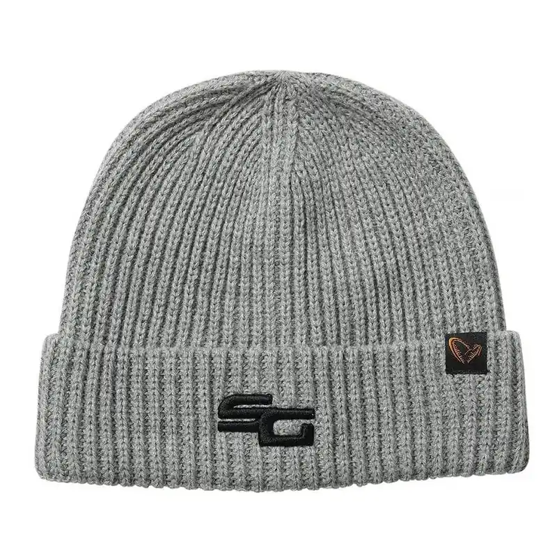 Köp online Savage Gear Wool Mix Beanie Grey.