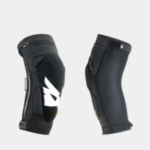 Nedsatt pris Bluegrass Knäskydd Solid D3O Knee Storlek Medium