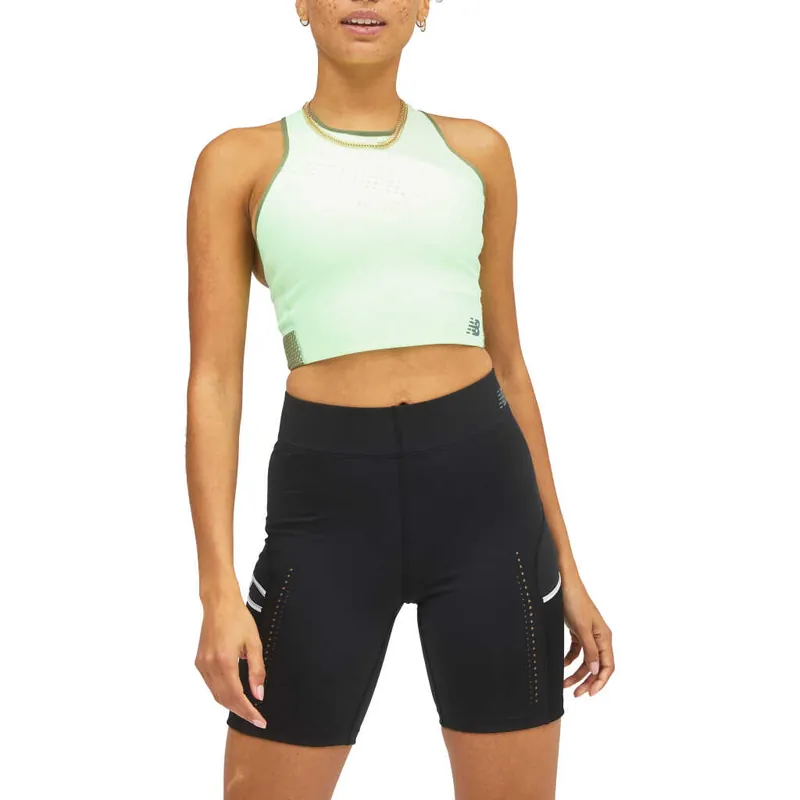 Köp online New Balance Women's Q Speed Bra Top Vibrant Spring Glo